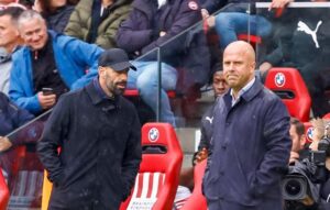 Liverpool vs Leicester, Arne Slot Tidak Sabar Hadapi Ruud van Nistelrooy Dini Hari Nanti