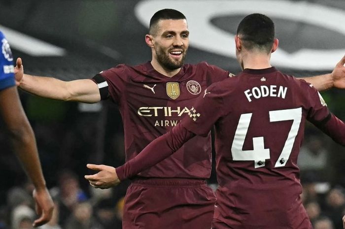 Man City berpesta setengah lusin gol